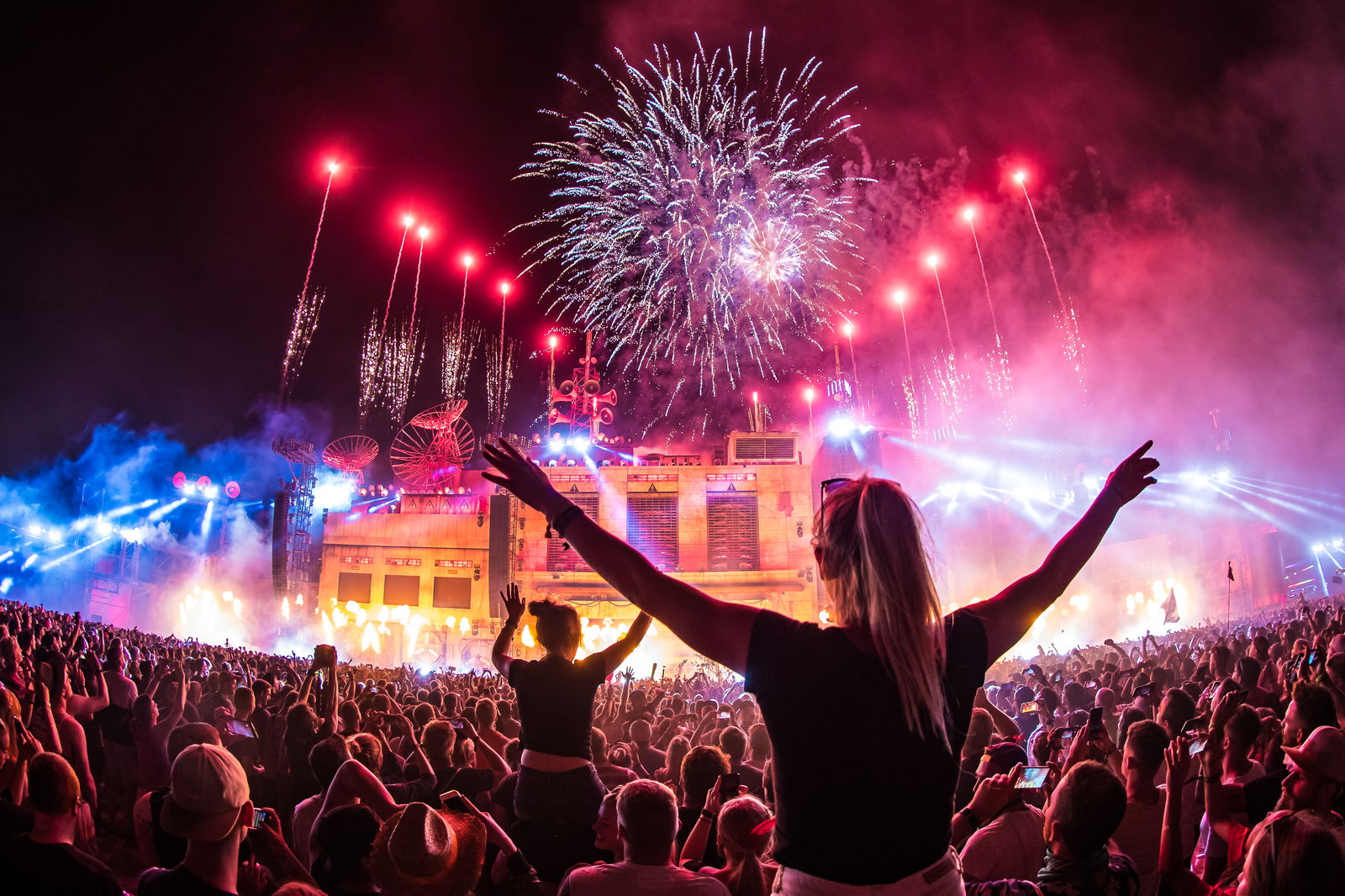 Parookaville Stage Night