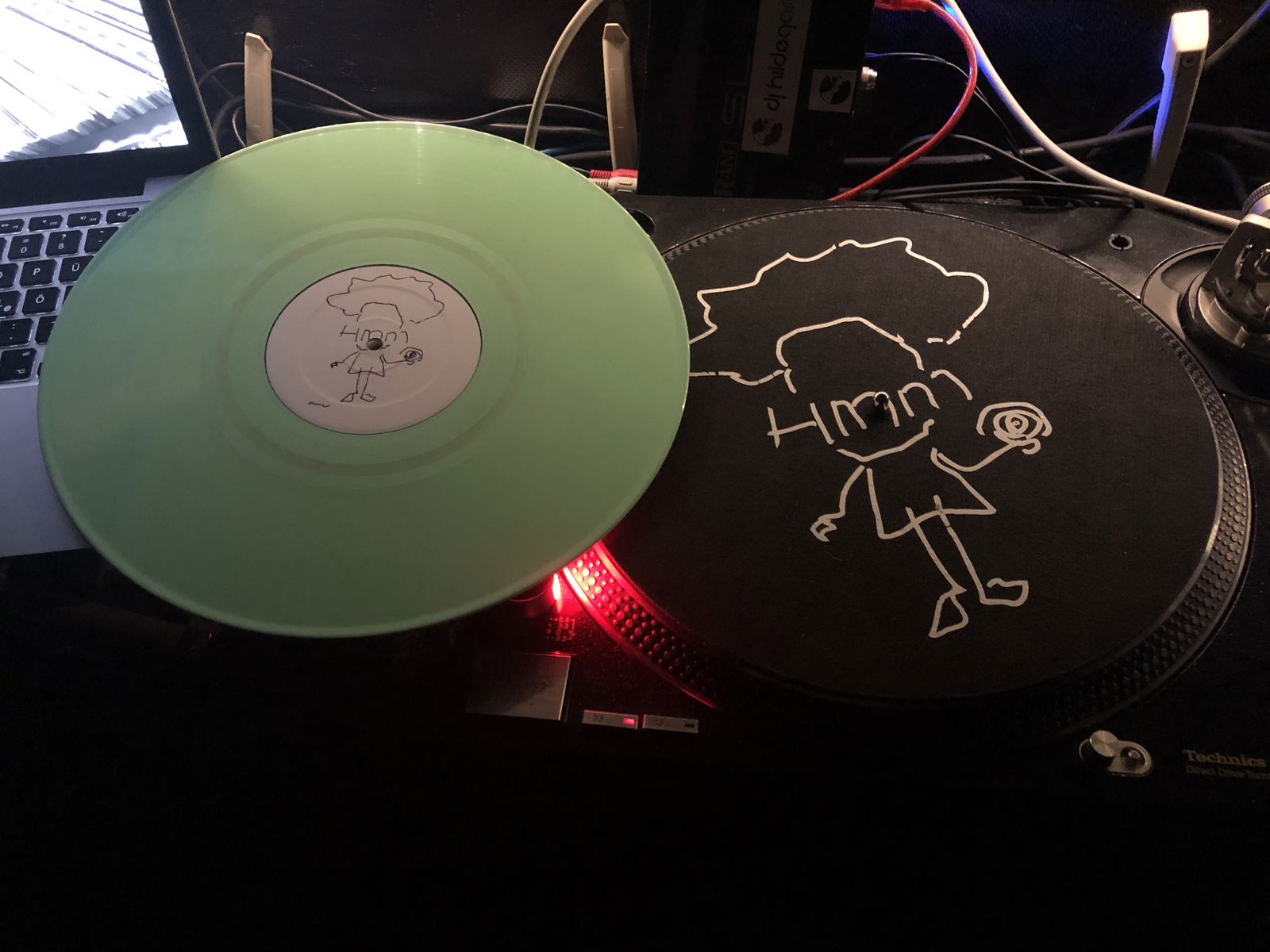 DJ Hildegard Turntables