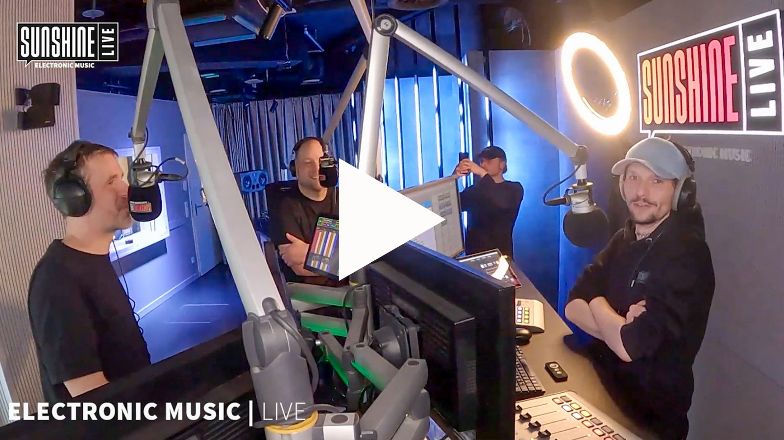 PLAY INTERVIEW AKA AKA