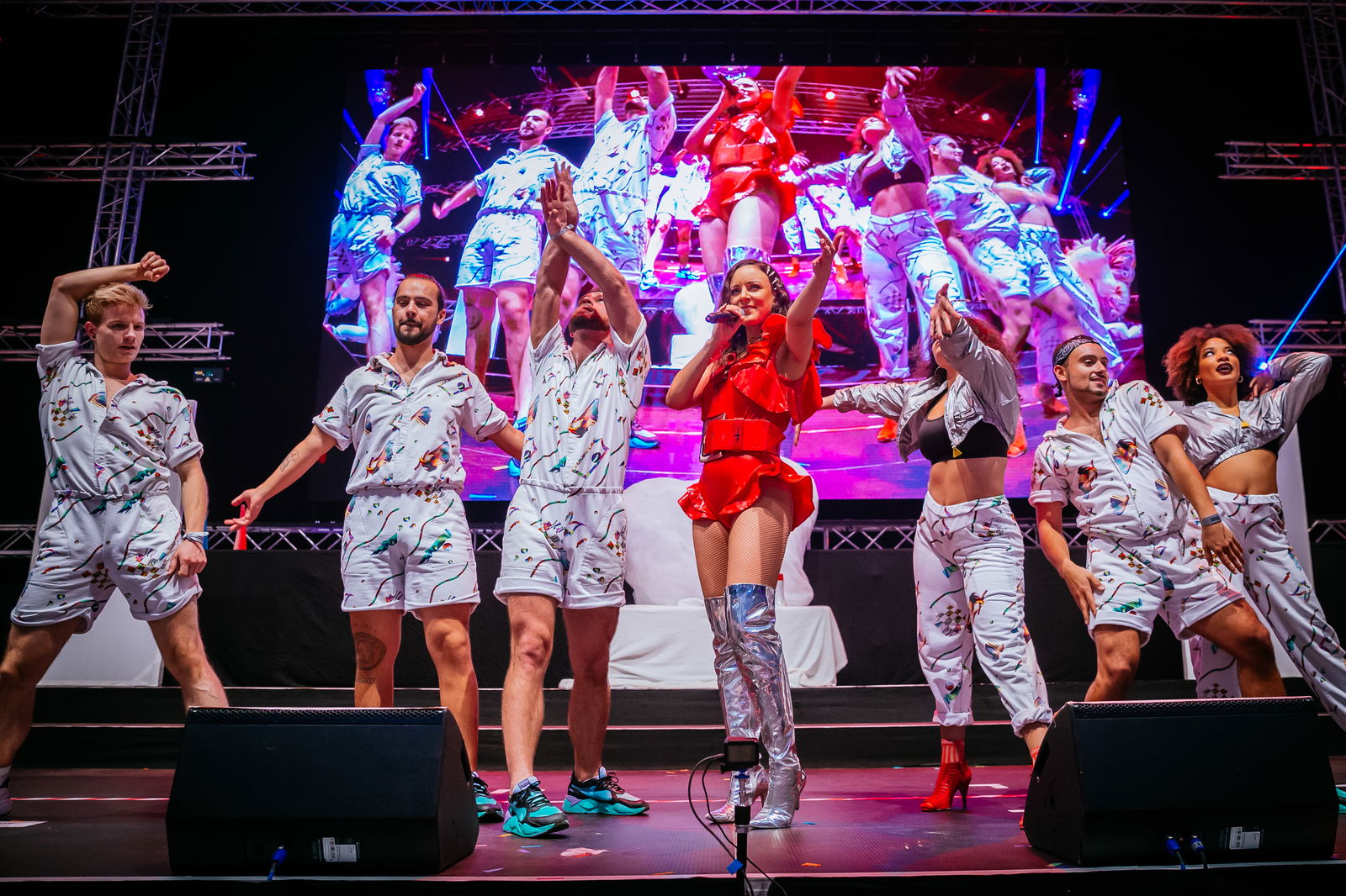 Die 90er-LIVE ON STAGE