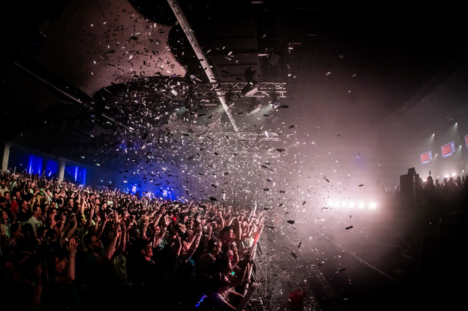 Die 90er-LIVE ON STAGE