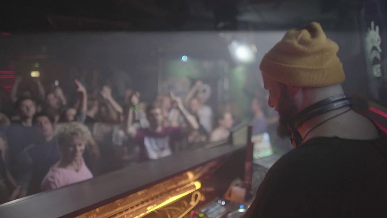 Unterholz Nacht // Ante Perry