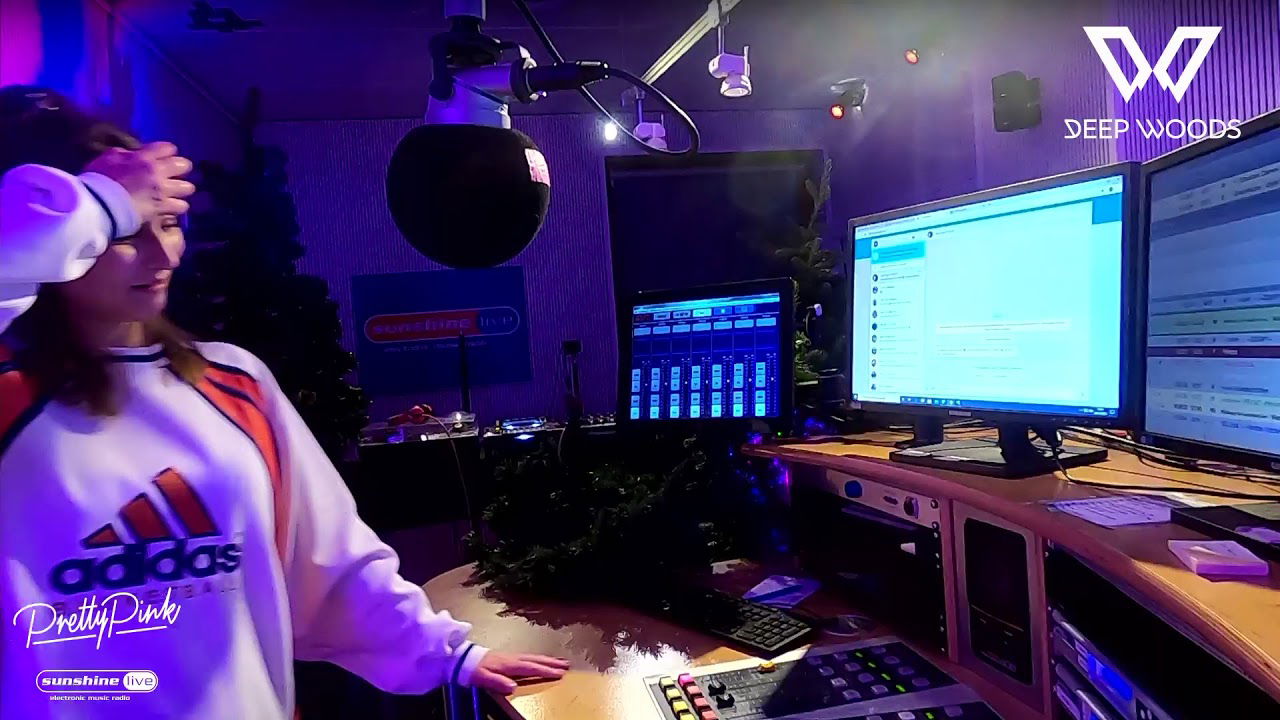 Pretty Pink - Deep Woods @sunshine live